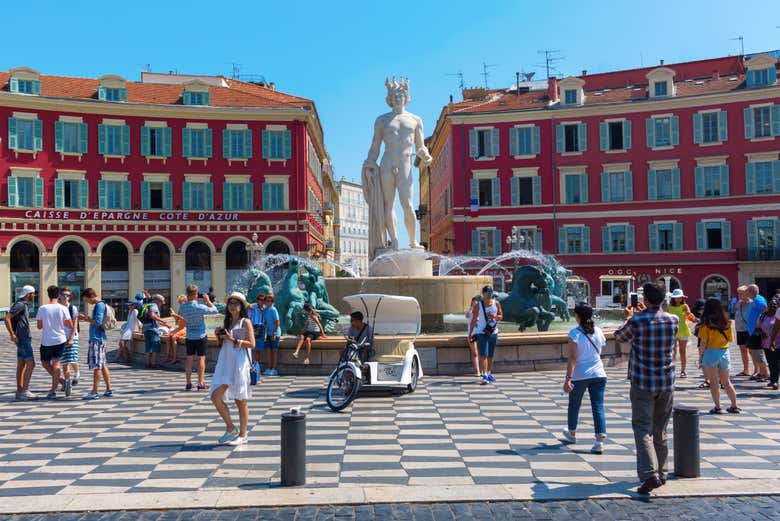 Plaza Massena