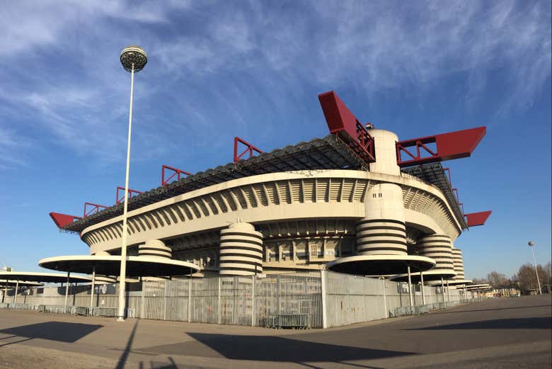 Exterior del estadio de San Siro 